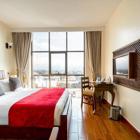 Kibo Palace Hotel Moshi Chambre photo