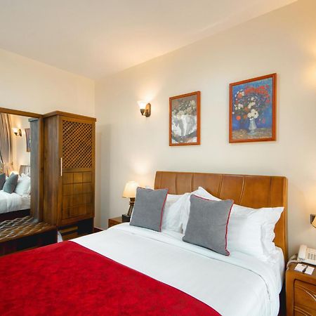 Kibo Palace Hotel Moshi Chambre photo